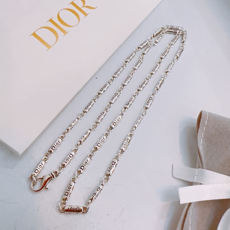 chr1st1an D10r necklaces